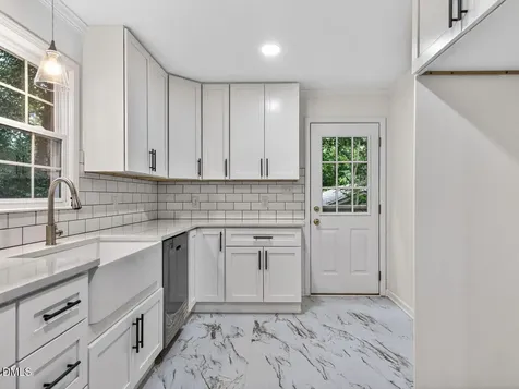 6813 W Lake Anne Drive Raleigh NC 27612