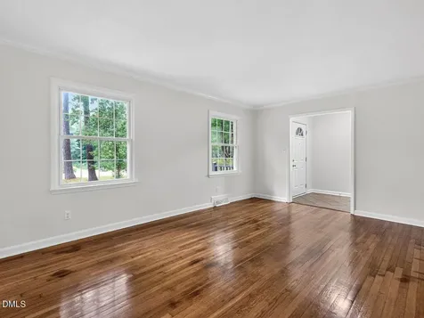 6813 W Lake Anne Drive Raleigh NC 27612