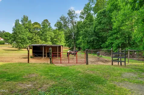 4612 N Fork Drive Zebulon NC 27597