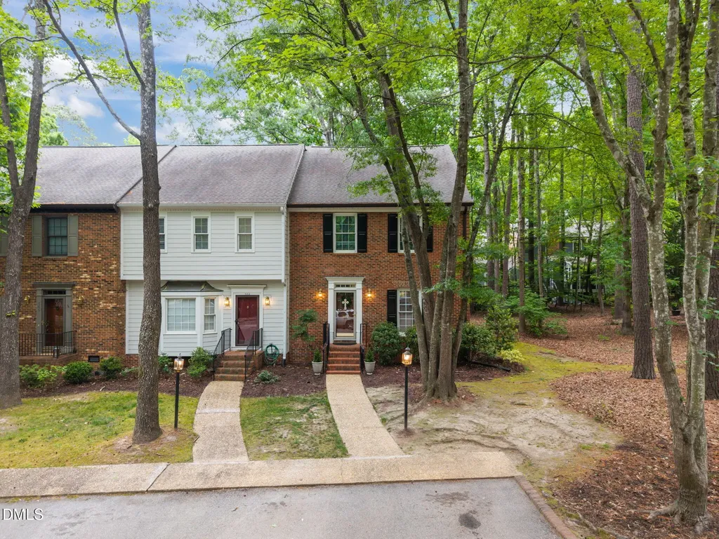 562 Weathergreen Drive Raleigh NC 27615