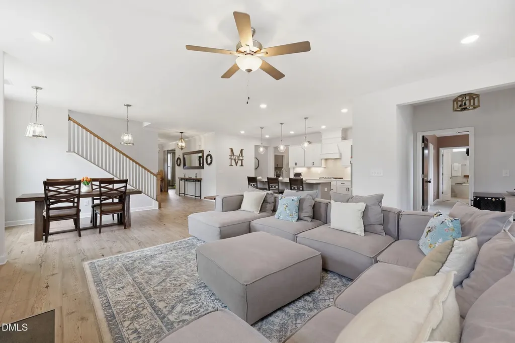 192 Castle Pond Way Fuquay Varina NC 27526