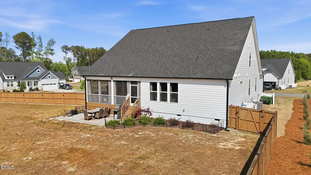 192 Castle Pond Way Fuquay Varina NC 27526