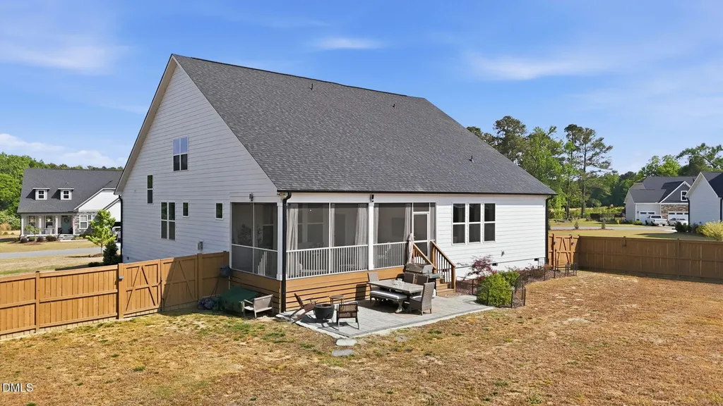 192 Castle Pond Way Fuquay Varina NC 27526