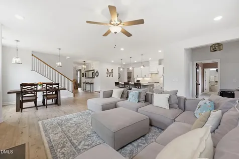 192 Castle Pond Way Fuquay Varina NC 27526