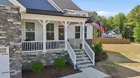 192 Castle Pond Way Fuquay Varina NC 27526