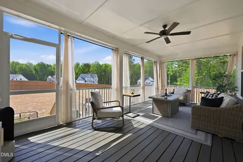 192 Castle Pond Way Fuquay Varina NC 27526