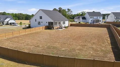 192 Castle Pond Way Fuquay Varina NC 27526