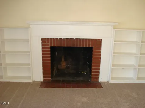 202 N Wayne Avenue Dunn NC 28334