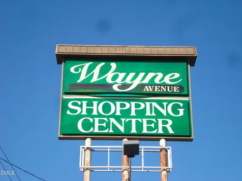 202 N Wayne Avenue Dunn NC 28334