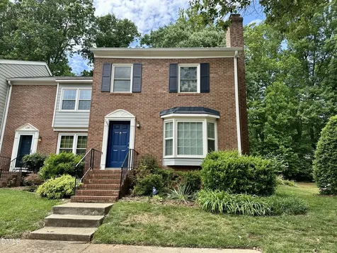 126 Bay Drive Cary NC 27511