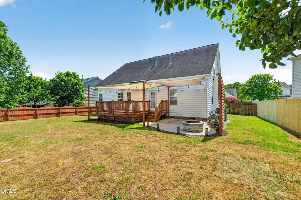 1681 Maizefield Lane Fuquay Varina NC 27526