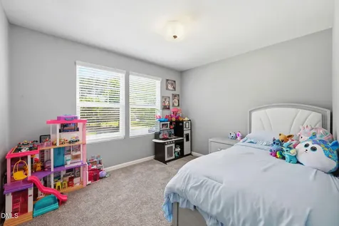 648 Rockbank Loop Wendell NC 27591