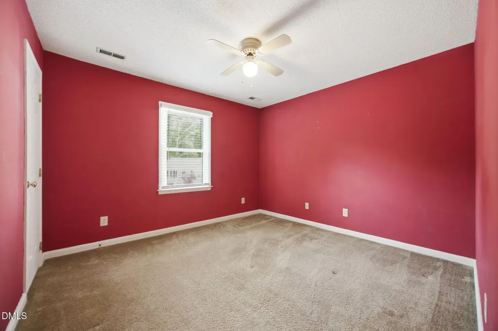 8113 Round Oak Road Raleigh NC 27616