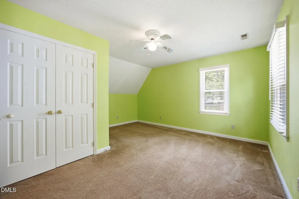 8113 Round Oak Road Raleigh NC 27616