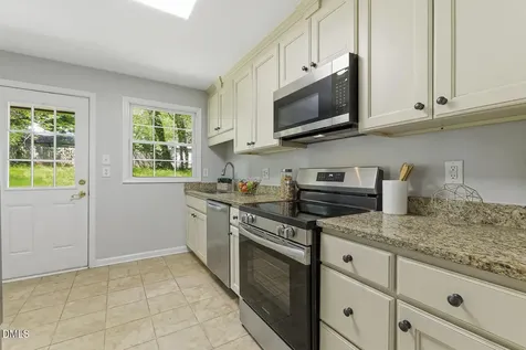 2425 Derby Drive Raleigh NC 27610