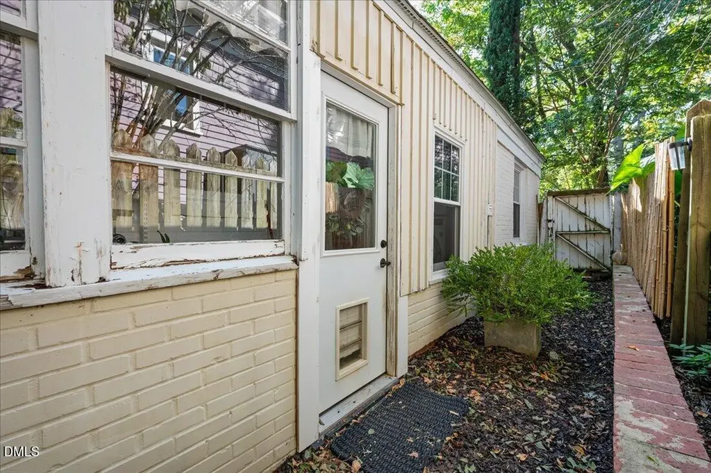 610 Devereux Street Raleigh NC 27605