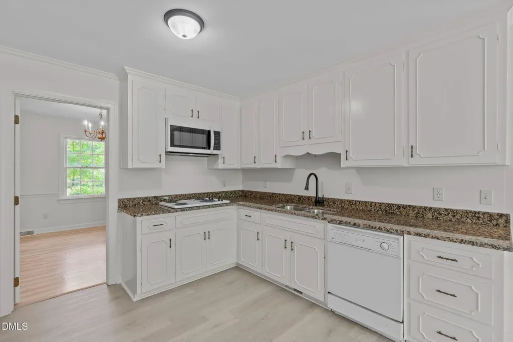 3216 Stoneyford Court Raleigh NC 27603