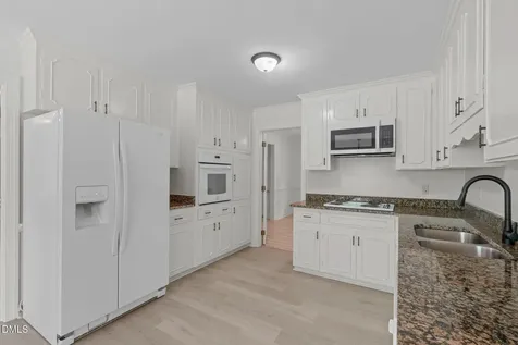 3216 Stoneyford Court Raleigh NC 27603