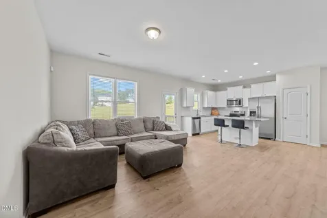 220 Brisbane Drive Zebulon NC 27597