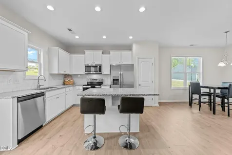 220 Brisbane Drive Zebulon NC 27597
