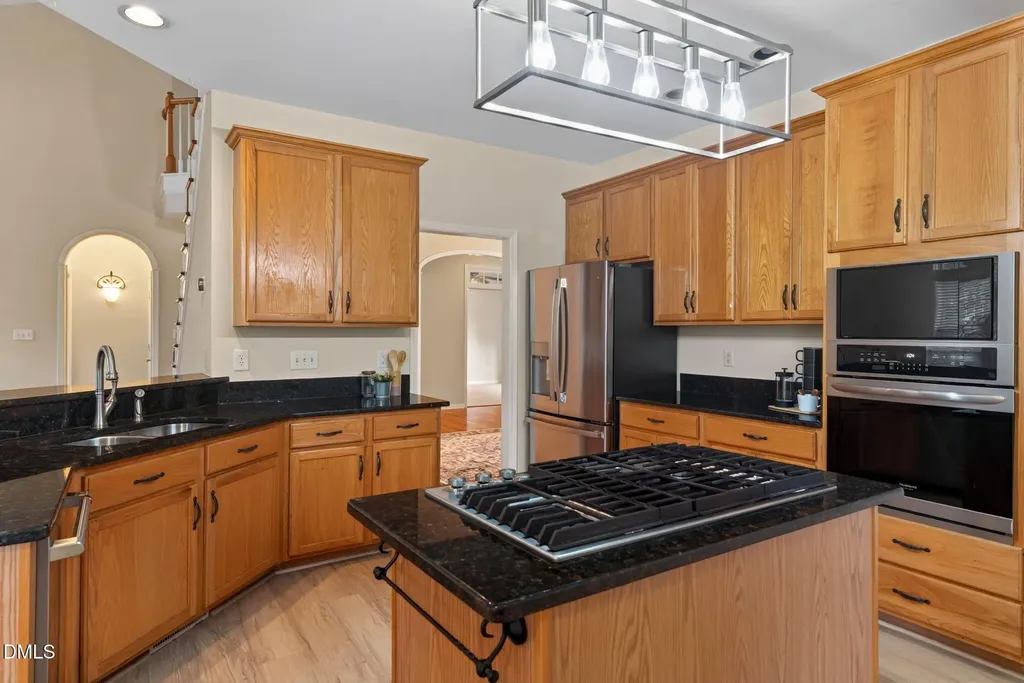 2030 Prairie Ridge Court Fuquay Varina NC 27526