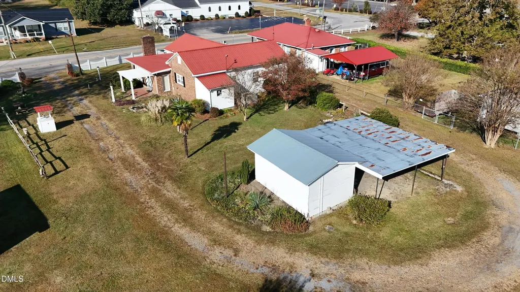235 Iris Bryant Road Erwin NC 28339