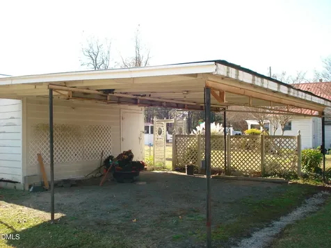 235 Iris Bryant Road Erwin NC 28339
