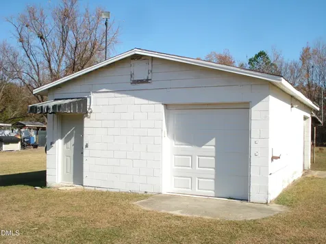 235 Iris Bryant Road Erwin NC 28339