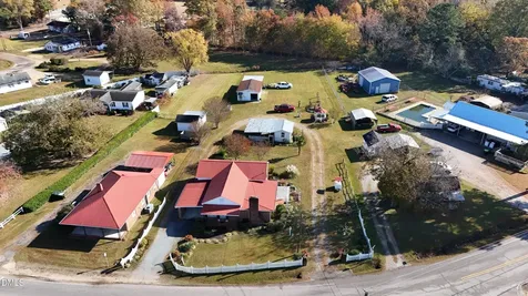 235 Iris Bryant Road Erwin NC 28339