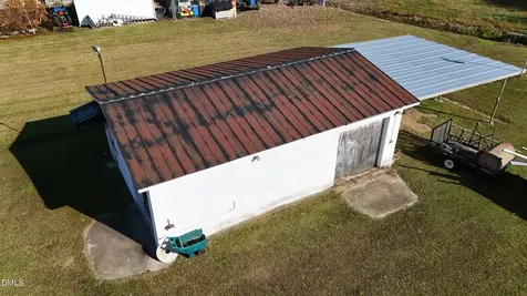 235 Iris Bryant Road Erwin NC 28339