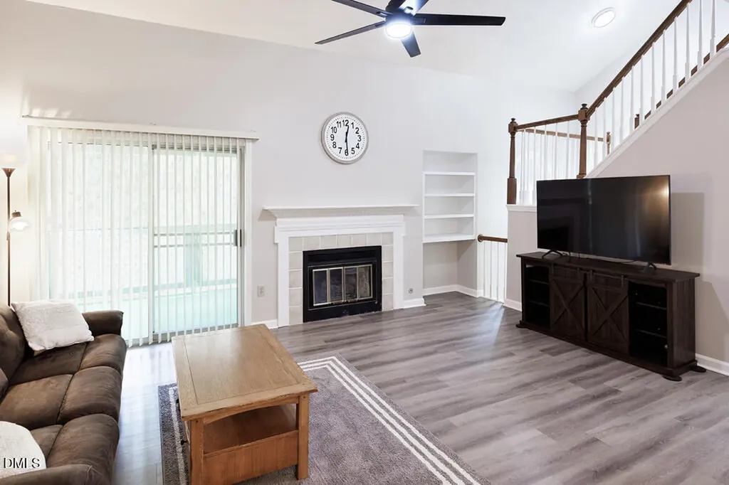 412 Oak Hollow Court Raleigh NC 27613