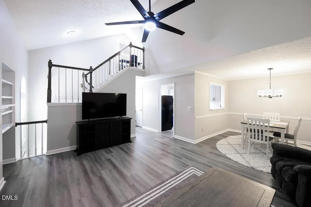 412 Oak Hollow Court Raleigh NC 27613