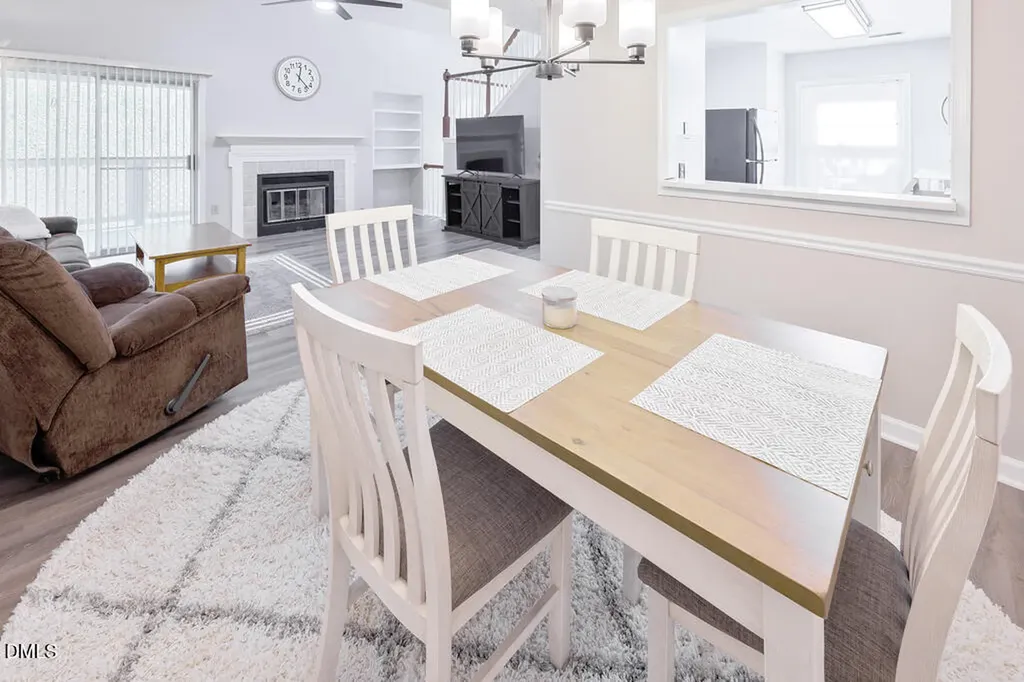 412 Oak Hollow Court Raleigh NC 27613