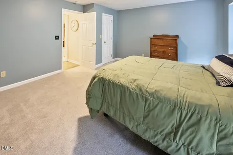 412 Oak Hollow Court Raleigh NC 27613