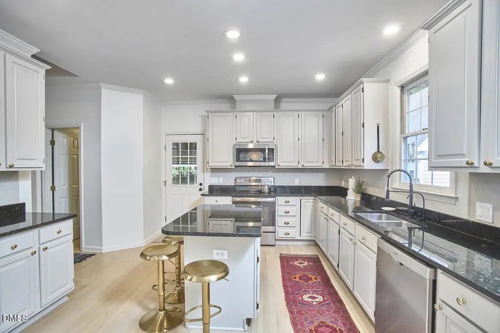 12304 Staunton Court Raleigh NC 27613
