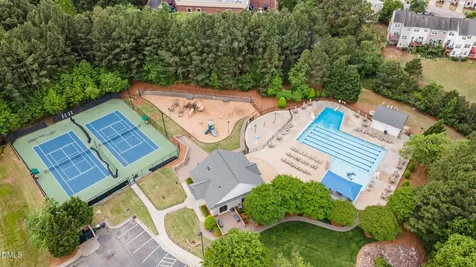 907 Newington Way Apex NC 27502