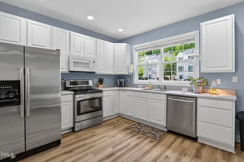 5500 Vista View Court Raleigh NC 27612