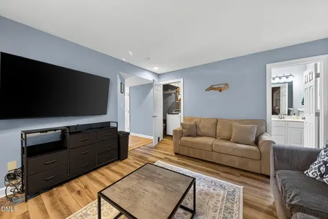 5500 Vista View Court Raleigh NC 27612