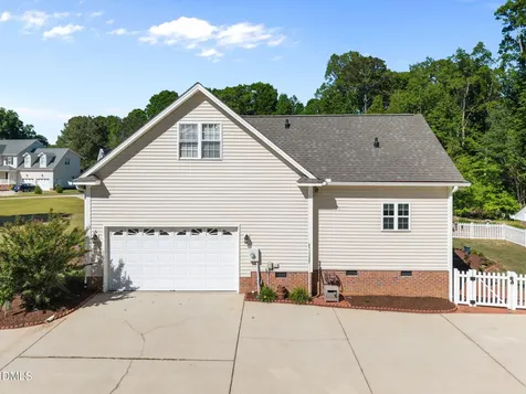 112 Gibbons Drive Garner NC 27529