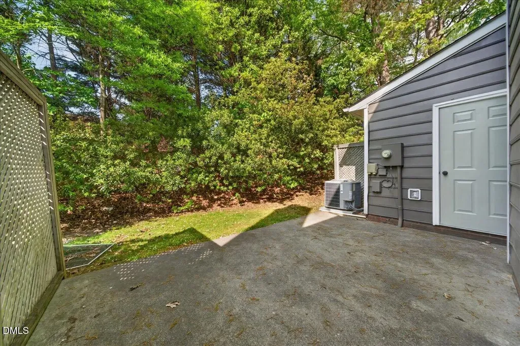4350 Pine Springs Court Raleigh NC 27613