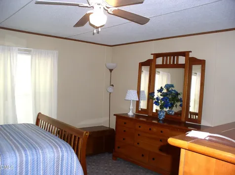 307 Twelve Oaks Lane Henderson NC 27537