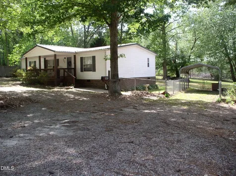 307 Twelve Oaks Lane Henderson NC 27537