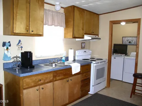 307 Twelve Oaks Lane Henderson NC 27537