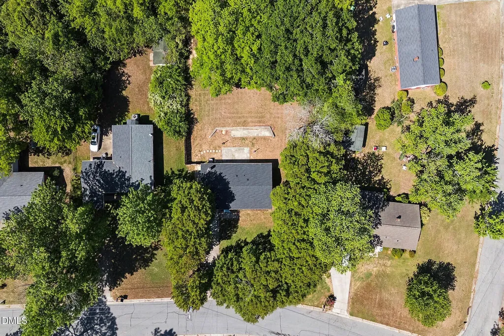 2831 Friar Tuck Road Raleigh NC 27610