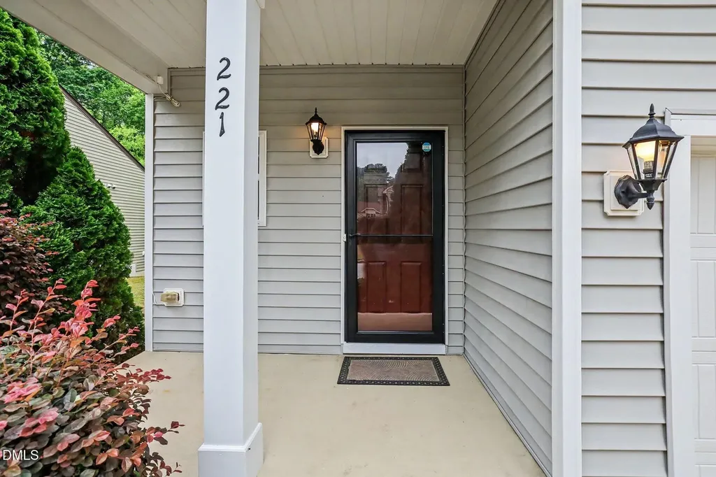 221 Willow Weald Court Fuquay Varina NC 27526