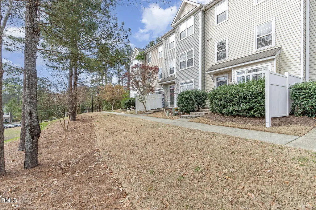 1311 Canyon Rock Court Raleigh NC 27610