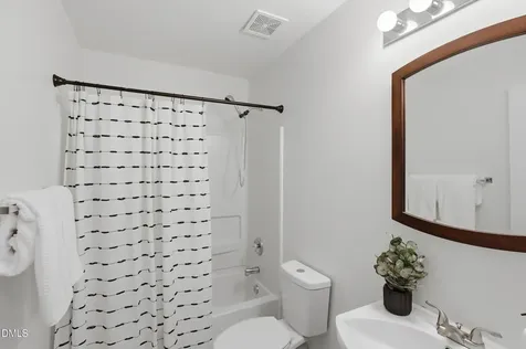 5411 Vista View Court Raleigh NC 27612