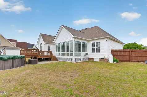 8101 Claybrooke Court Willow Springs NC 27592