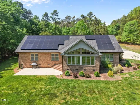 6788 Mcpherson Clay Road Liberty NC 27298