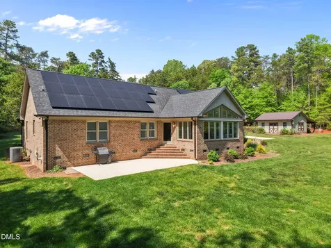 6788 Mcpherson Clay Road Liberty NC 27298